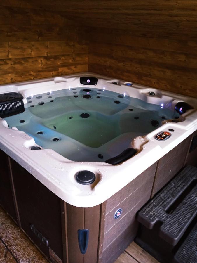 Gite Du Mas De La Finiere ,Avec Spa Interieur Châteaurenard エクステリア 写真